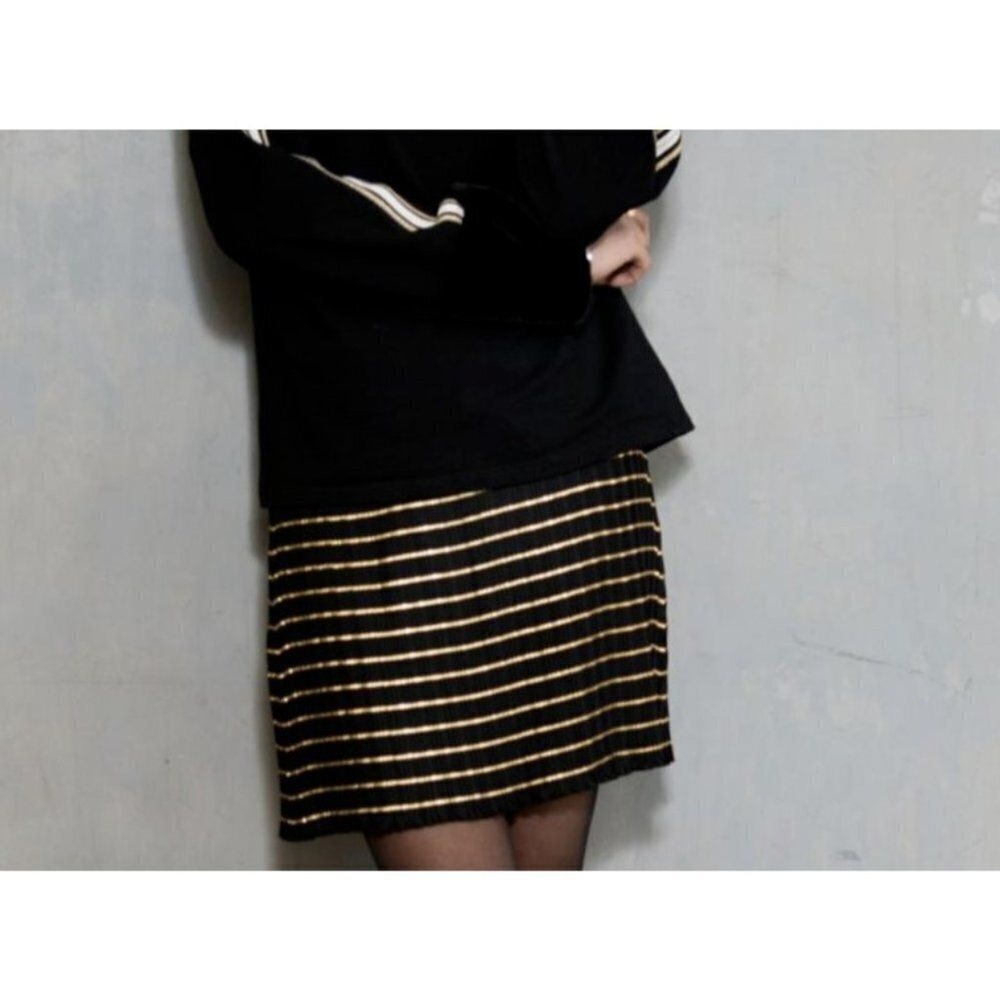 Esqualo Skirt Women 12 Black Gold Metallic Stripe Elastic Waist Pleated NWT